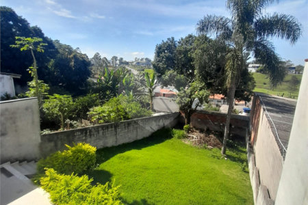 Casa à venda com 3 quartos, sendo 1 suíte,  em Vila Suissa, Mogi das Cruzes, SP