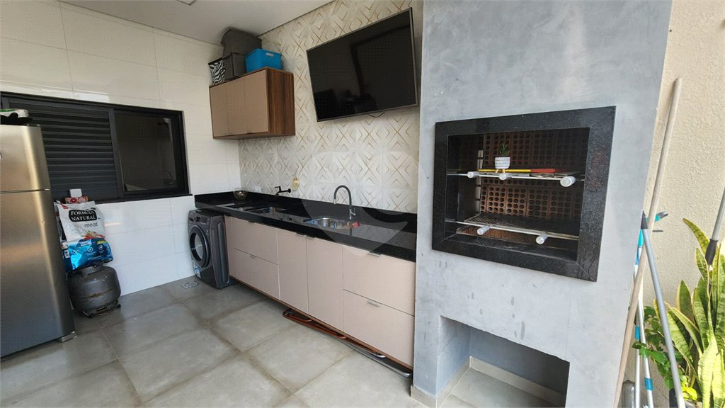 Casa à venda com 3 quartos, sendo 1 suíte, no condomínio Horto Florestal Villagio, Sorocaba - SP