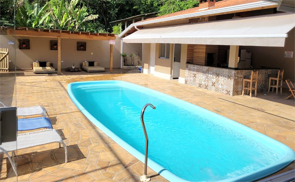 Chácara à venda com 4 quartos, sendo 2 suítes, em Jardim Cardoso (mailasqui), São Roque, SP