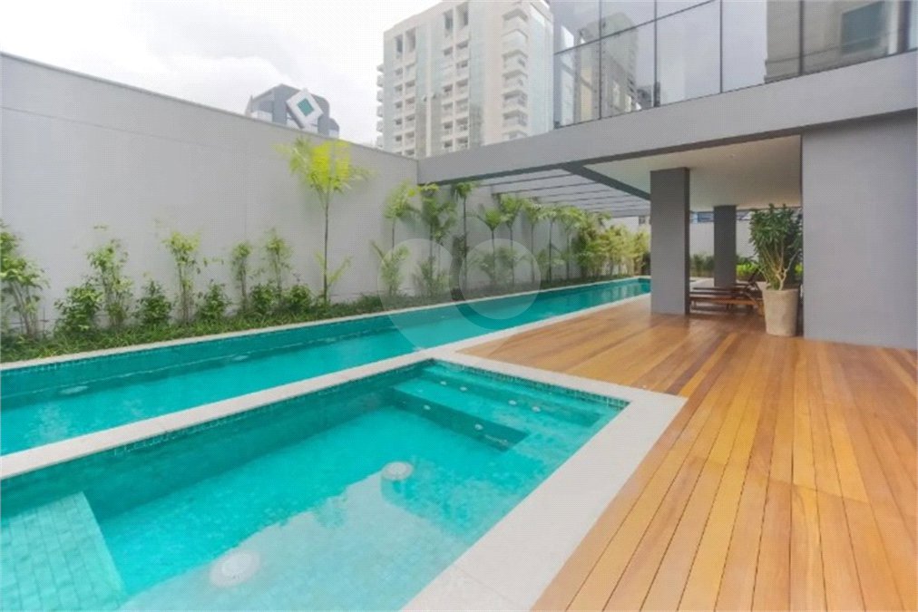 Apartamento à venda com 1 suíte em Moema, São Paulo, SP