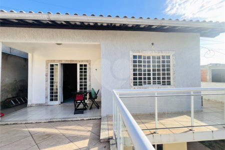 Casa à venda com 2 quartos, sendo 1 suíte, em Campo Grande, Rio de Janeiro, RJ