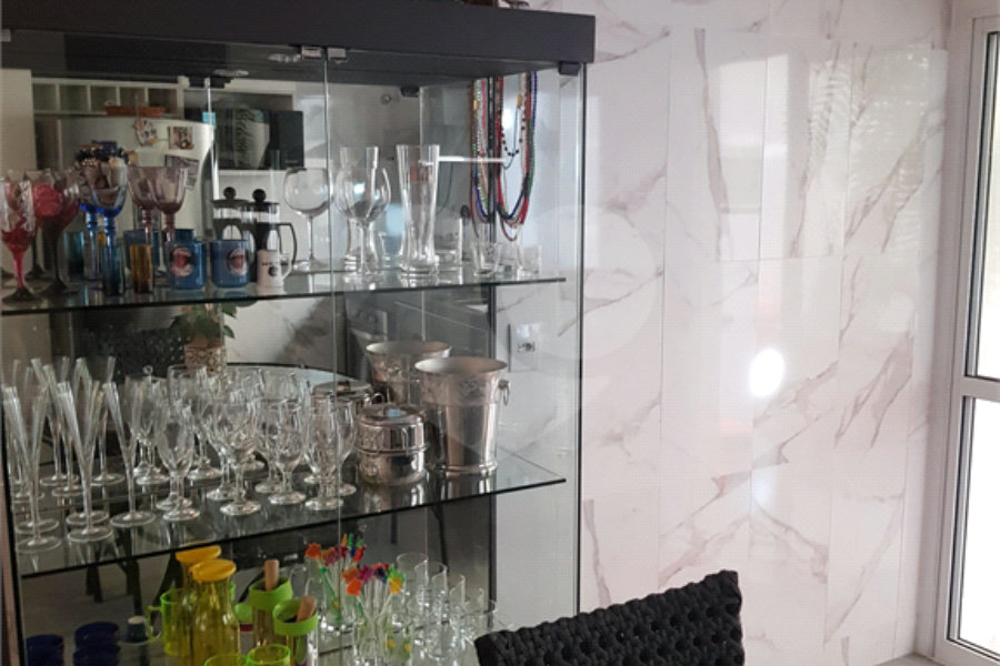 Casa à venda com 3 suítes no condomínio Residencial Mattos, São Paulo - SP