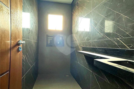Casa à venda com 3 quartos, sendo 1 suíte, em Wanel Ville, Sorocaba, SP