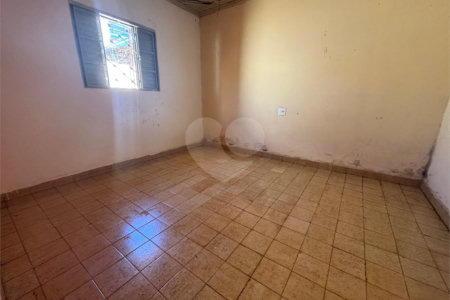 Casa Térrea à venda com 3 quartos em Campos Elíseos, Ribeirão Preto, SP