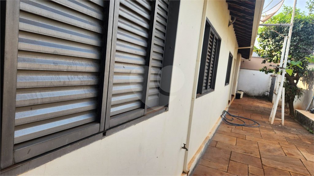 Casa à venda com 3 quartos, sendo 1 suíte, no Centro, Araraquara, SP
