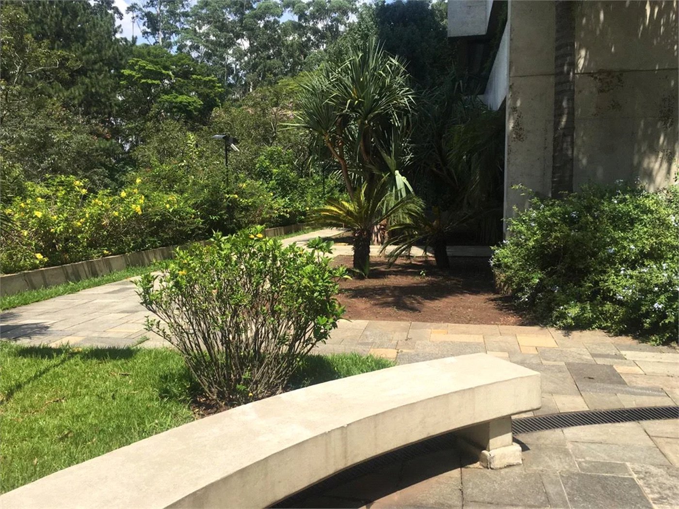 Apartamento à venda com 4 suítes em Vila Suzana, São Paulo, SP
