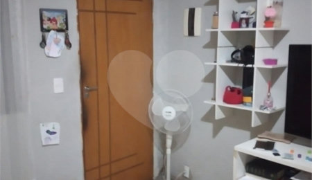 Casa à venda com 4 quartos, sendo 1 suíte,  em Jardim das Palmas, São Paulo, SP
