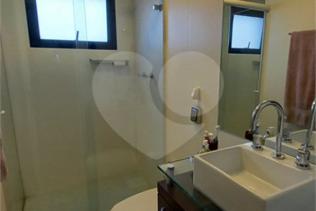 Apartamento à venda com 3 quartos, sendo 1 suíte, em Jardim São Paulo(zona Norte), São Paulo, SP