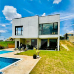 Casa à venda com 4 suítes no condomínio Village Ipanema, Araçoiaba da Serra - SP