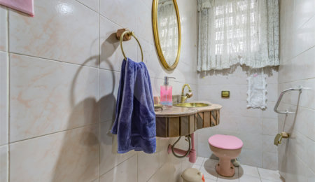 Casa à venda com 3 quartos, sendo 1 suíte,  em Vila Clementino, São Paulo, SP