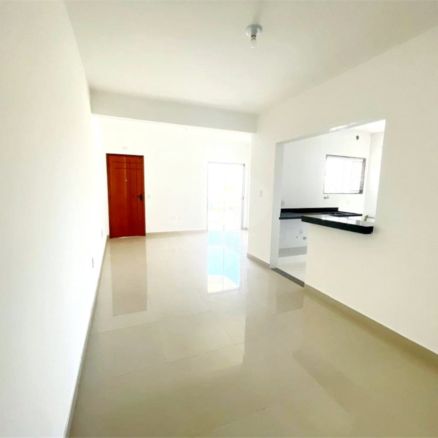 Apartamento à venda com 2 quartos, sendo 1 suíte, em Fluminense, São Pedro da Aldeia, RJ