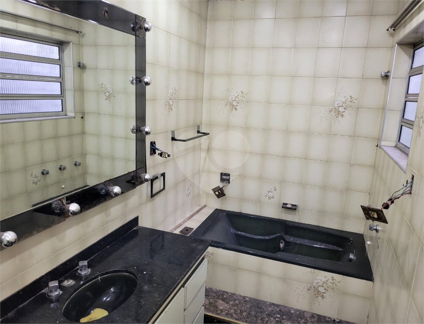 Sobrado à venda com 4 quartos em Santana, São Paulo, SP