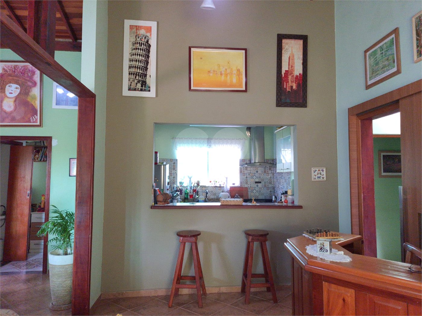 Chácara à venda com 3 quartos, sendo 2 suítes,  em Estância San Remo, Atibaia, SP