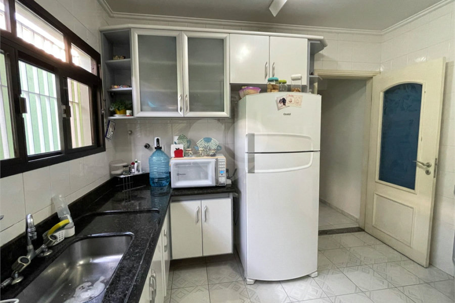 Sobrado à venda com 3 quartos, sendo 1 suíte, em Vila Paiva, São Paulo, SP