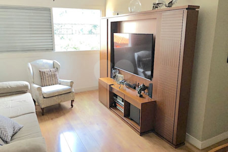 Apartamento à venda com 3 quartos, sendo 1 suíte, em Cerqueira César, São Paulo, SP