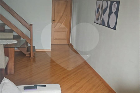 Apartamento à venda com 3 quartos, sendo 1 suíte, em Vila Nivi, São Paulo, SP
