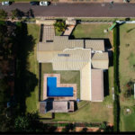 Casa à venda com 5 quartos, sendo 3 suítes, no condomínio Residencial Vale das Laranjeiras, Indaiatuba - SP