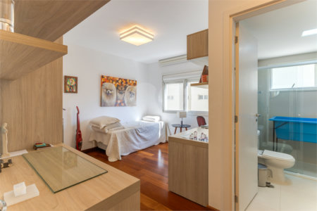 Apartamento à venda com 4 suítes em Alto da Boa Vista, São Paulo, SP