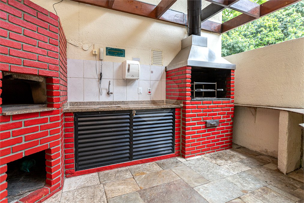 Apartamento à venda com 3 quartos, sendo 1 suíte, em Santo Amaro, São Paulo, SP