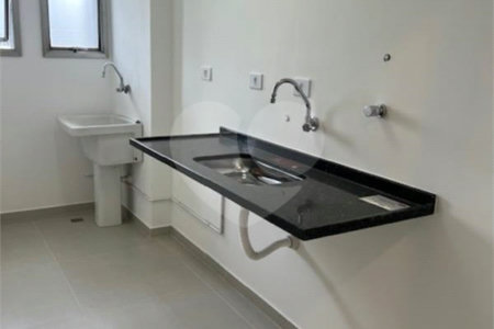 Apartamento à venda com 2 quartos, sendo 1 suíte, em Vila Olímpia, São Paulo, SP