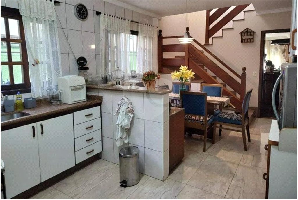Sobrado à venda com 3 suítes em Vila do Castelo, São Paulo, SP