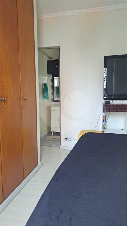 Apartamento à venda com 3 quartos, sendo 1 suíte,  em Vila Olímpia, São Paulo, SP