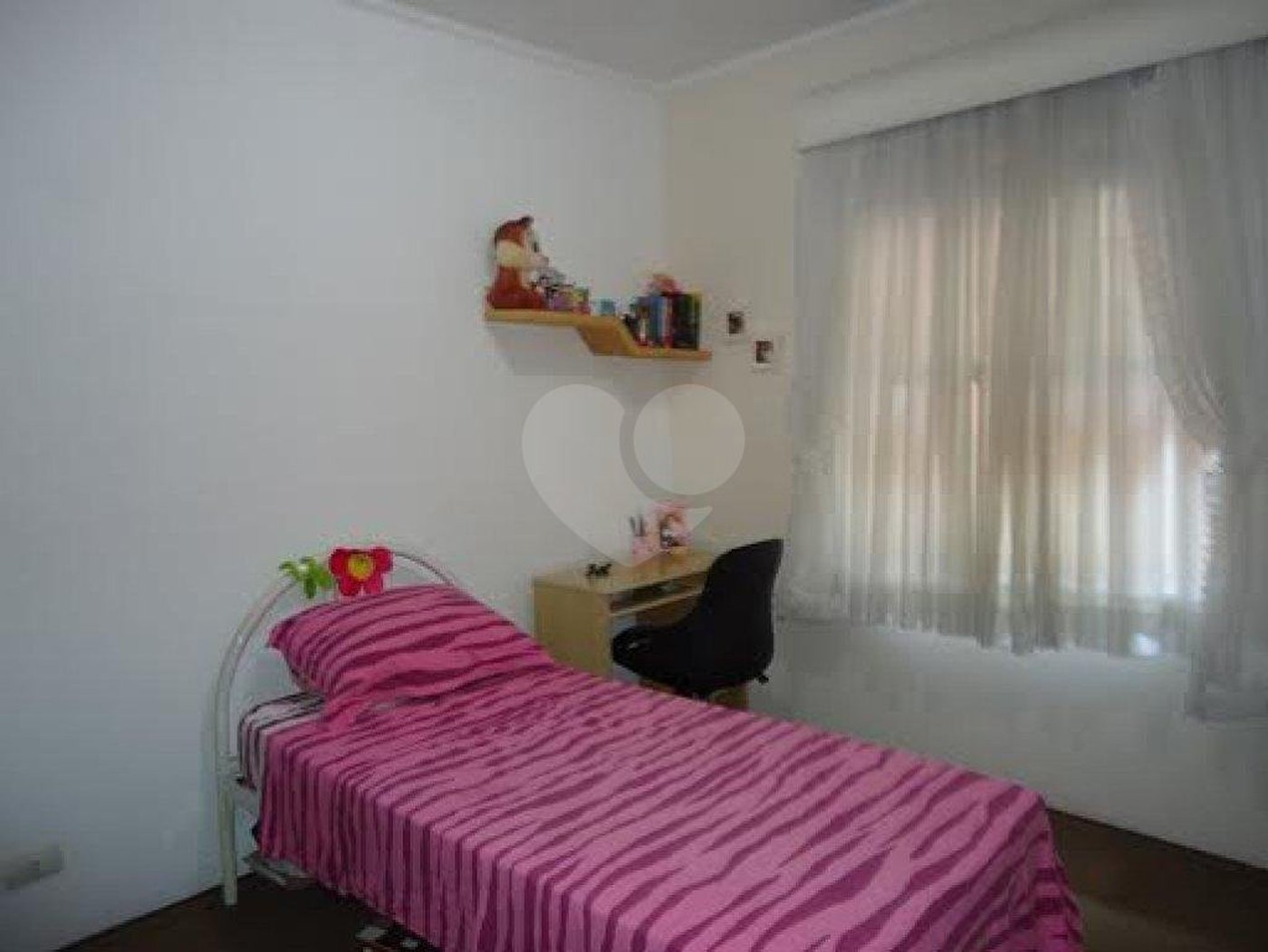 Sobrado à venda com 3 quartos, sendo 1 suíte,  em Jardim Franca, São Paulo, SP