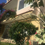Casa à venda com 5 quartos, sendo 4 suítes, no condomínio Jardim Vitória Régia, São Paulo - SP