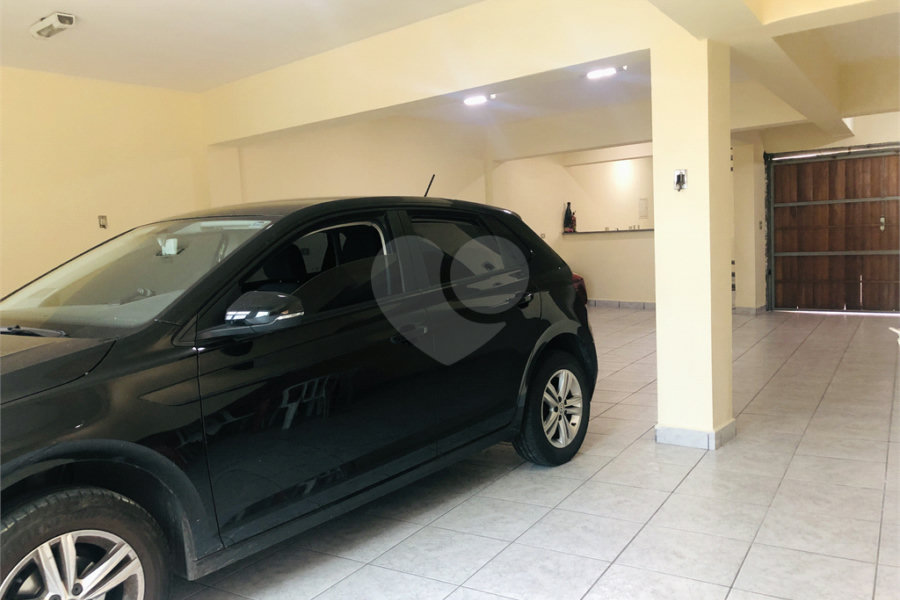 Sobrado à venda com 3 quartos, sendo 1 suíte, em Vila Romero, São Paulo, SP