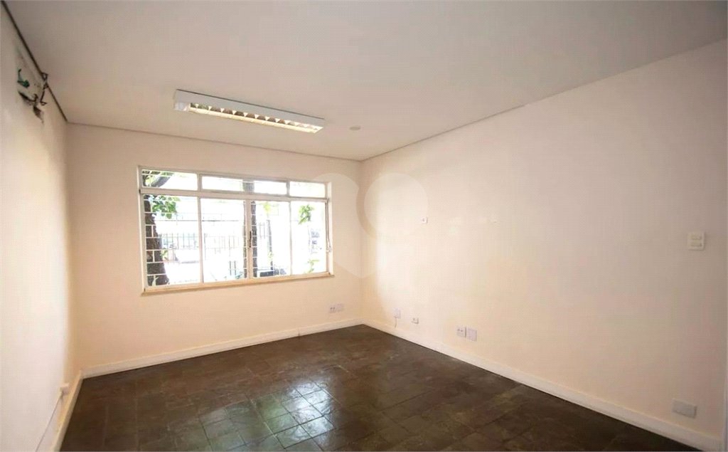 Apartamento à venda com 3 quartos, sendo 1 suíte, em Pinheiros, São Paulo, SP