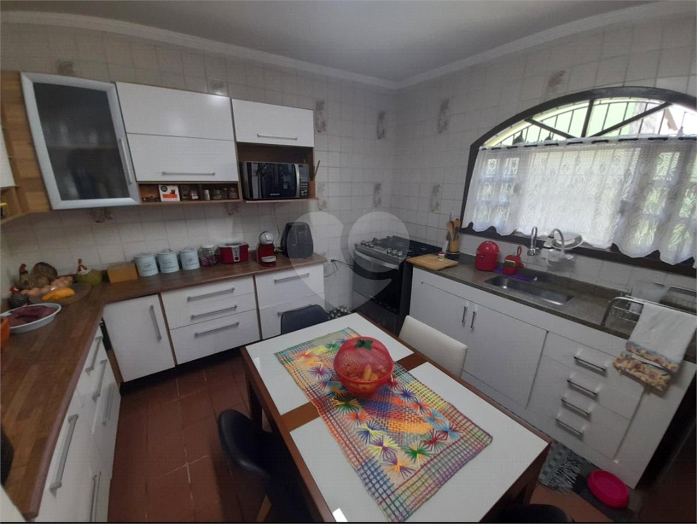 Casa à venda com 3 quartos, sendo 1 suíte,  em Vila Figueira, Suzano, SP