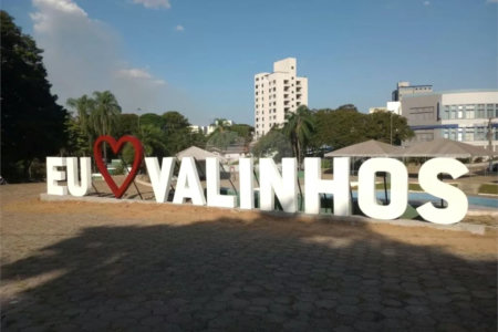 Terreno à venda no condomínio Porto do Sol, Valinhos - SP