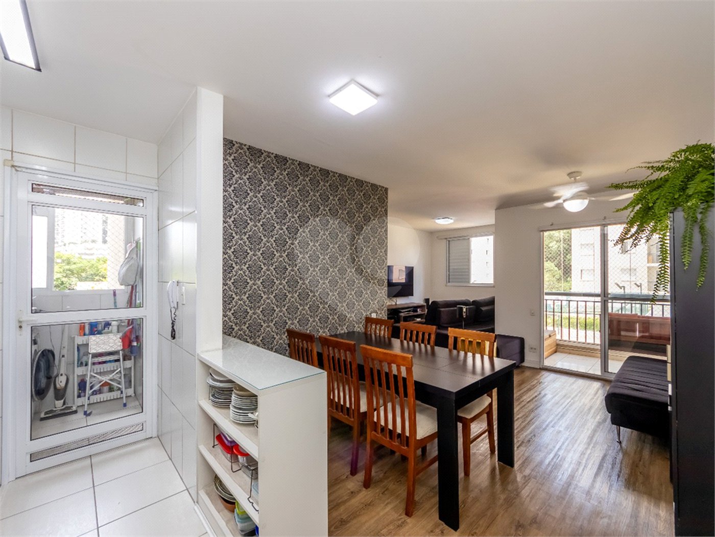 Apartamento à venda com 2 quartos, sendo 1 suíte,  em Jardim Caboré, São Paulo, SP