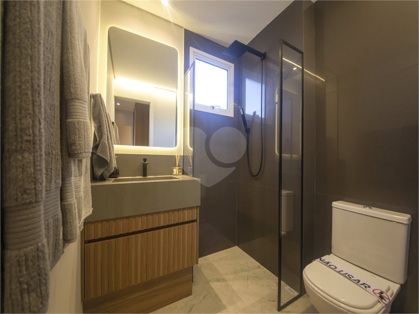 Apartamento à venda com 2 quartos, sendo 1 suíte,  em Vila Espírito Santo, Sorocaba, SP