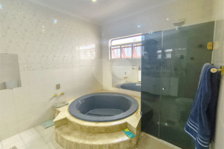 Casa à venda com 5 quartos, sendo 4 suítes, em Jardim Dom Bosco, Indaiatuba, SP