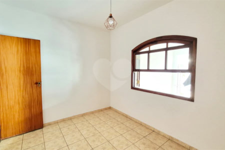 Casa à venda com 2 quartos em Jardim Rosa Maria, São Paulo, SP