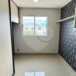 Casa à venda com 3 quartos, sendo 1 suíte, no condomínio Solar das Torres, Cuiabá - MT