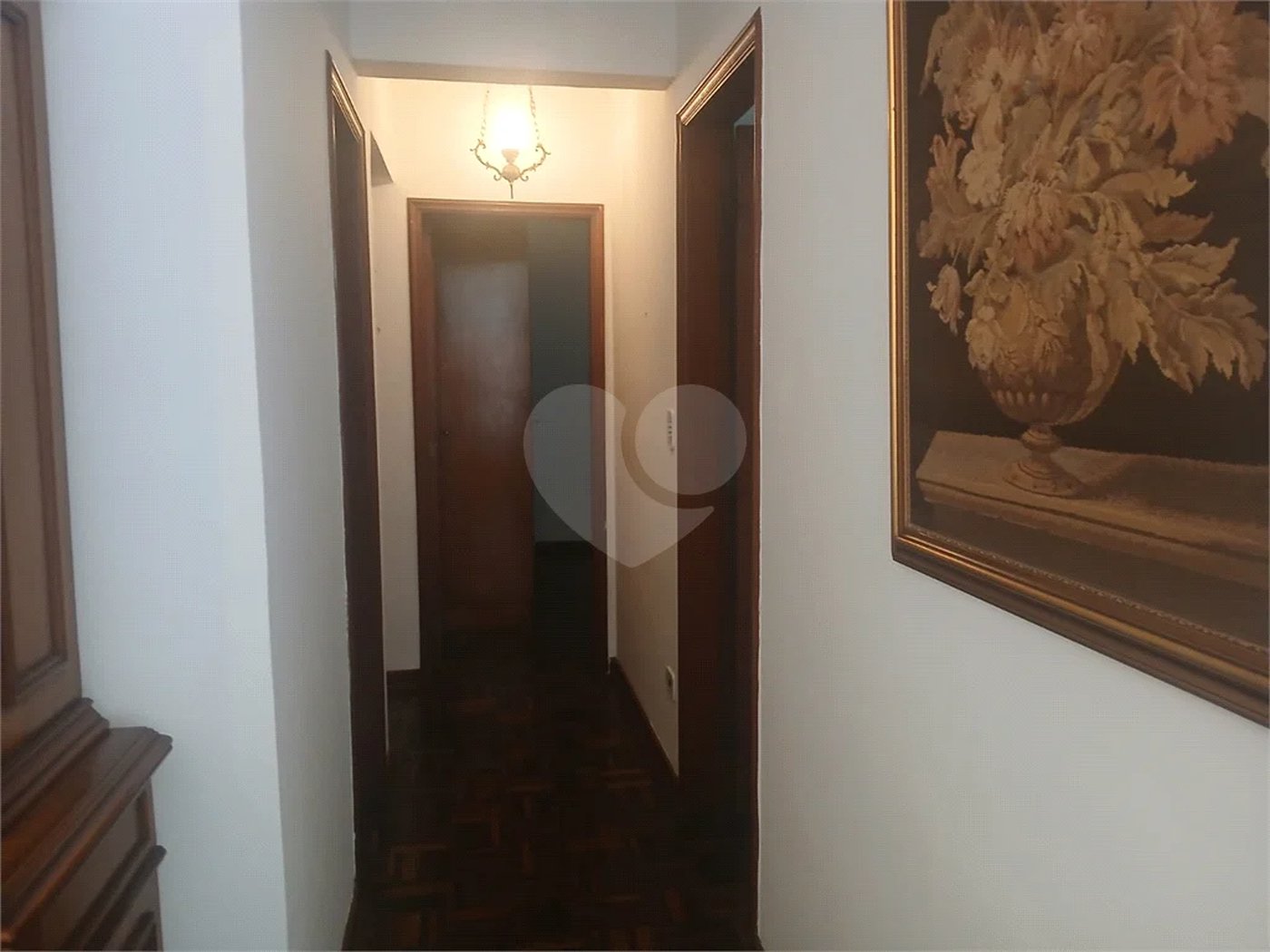 Apartamento a venda com porteira fechada no Belem com 95m com 03 dormitórios espaçoso sendo um suíte, 2 vagas. Aceita Permuta.