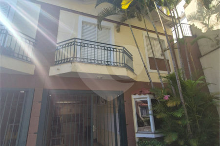 Casa à venda com 3 quartos, sendo 1 suíte, no condomínio Mariana, São Paulo - SP