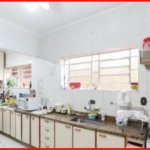 Sobrado com 3 Quartos e 4 banheiros à Venda, Venha fazer uma visita.