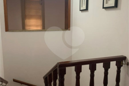 Sobrado à venda com 3 quartos, sendo 1 suíte, em Parque Residencial Rafael Alcalá, Porto Feliz, SP