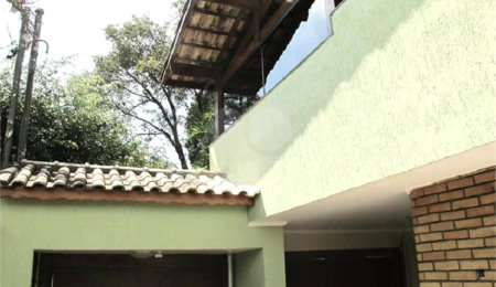 Sobrado à venda com 3 quartos, sendo 1 suíte,  em Tremembé, São Paulo, SP