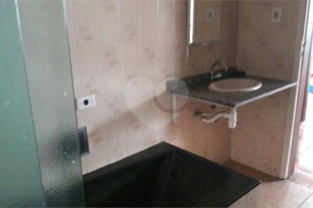 Casa Térrea à venda ou para alugar com 4 quartos, sendo 1 suíte, em Jardim Aeroporto, São Paulo, SP