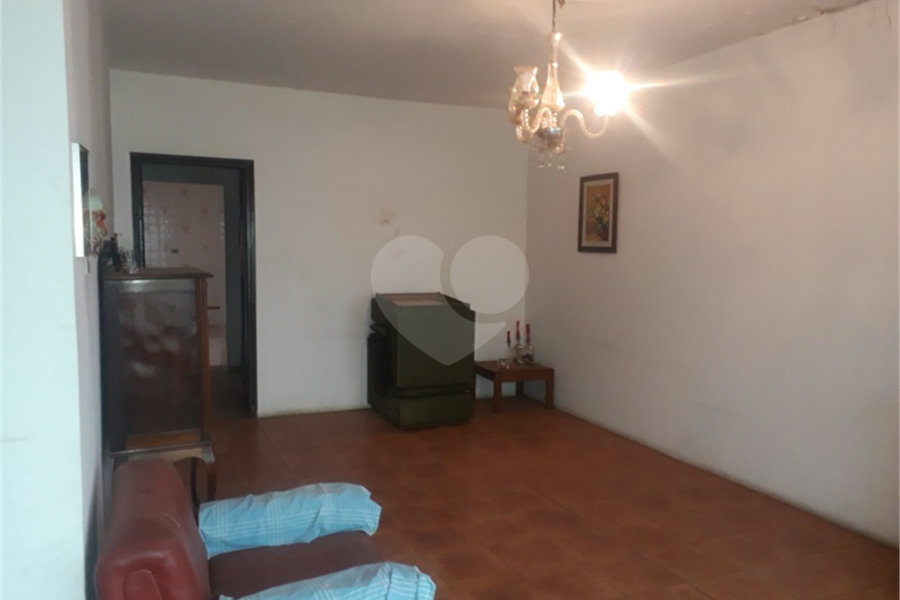 Sobrado à venda com 4 quartos em Tremembé, São Paulo, SP
