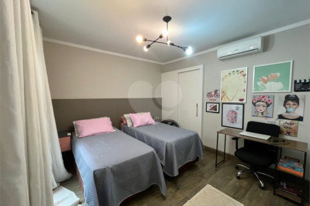 Casa à venda com 3 suítes em Jardim Shangri-lá, Itapetininga, SP