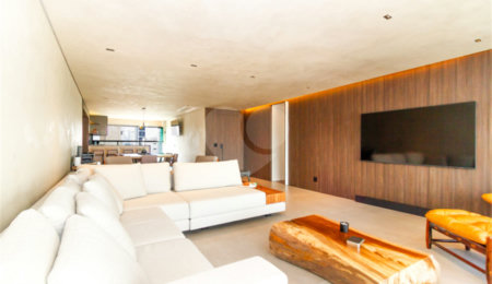 Apartamento à venda com 3 quartos, sendo 1 suíte,  em Vila Mariana, São Paulo, SP