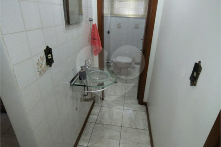 Casa à venda com 4 quartos, sendo 1 suíte, em Jardim Silvânia (vila Xavier), Araraquara, SP