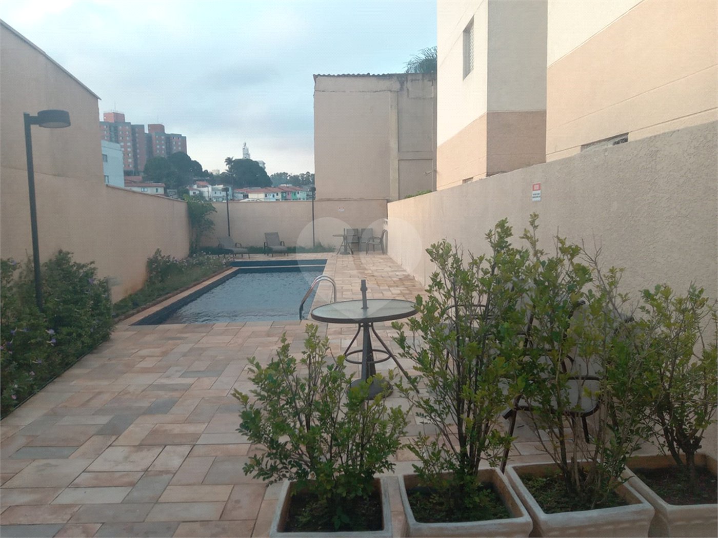 Apartamento à venda com 3 quartos, sendo 1 suíte, em Vila Vitório Mazzei, São Paulo, SP