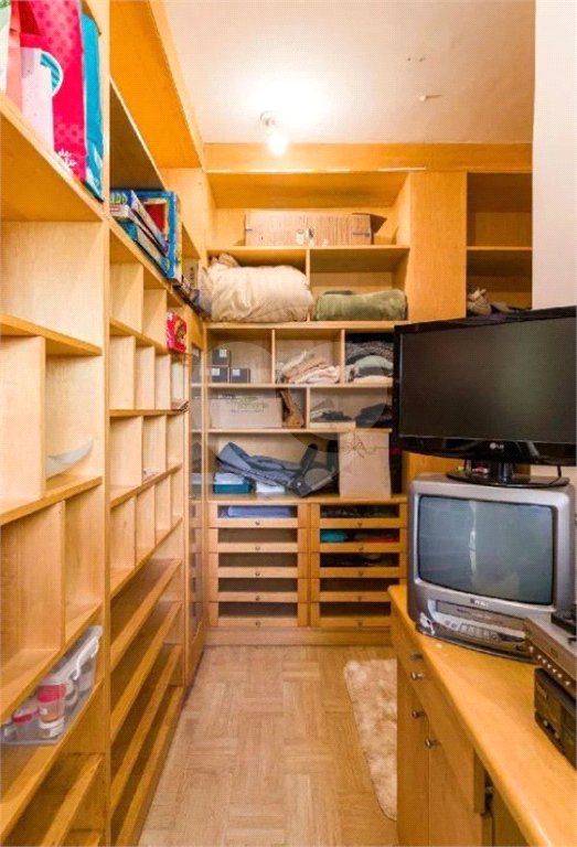 Apartamento à venda com 4 quartos, sendo 3 suítes,  em Vila Suzana, São Paulo, SP