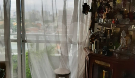 Apartamento à venda ou para alugar com 3 quartos, sendo 1 suíte,  em Moema, São Paulo, SP